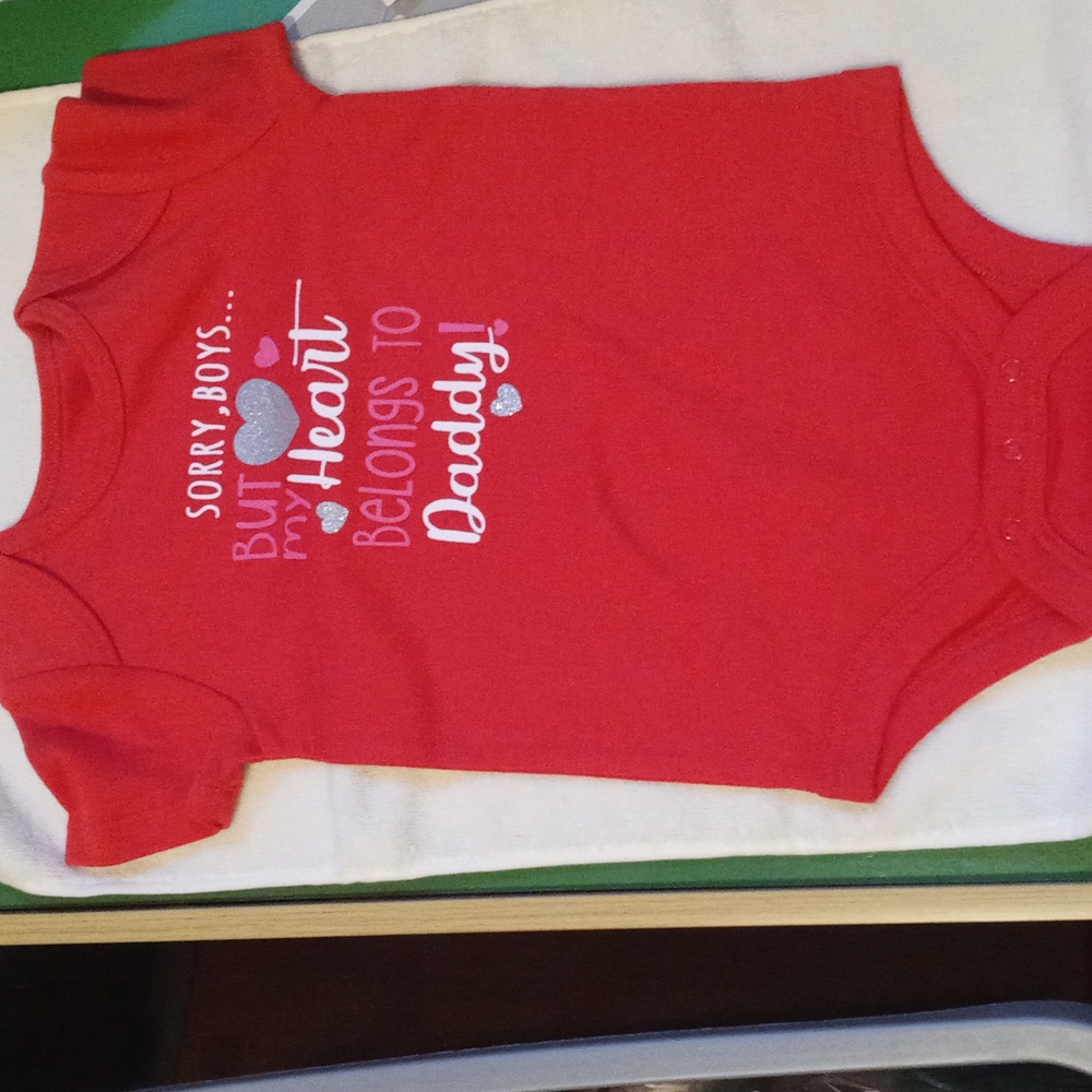 Little Girl 4 Bodysuits w/Short Sleeve Graphic Print Design NWT 18 M